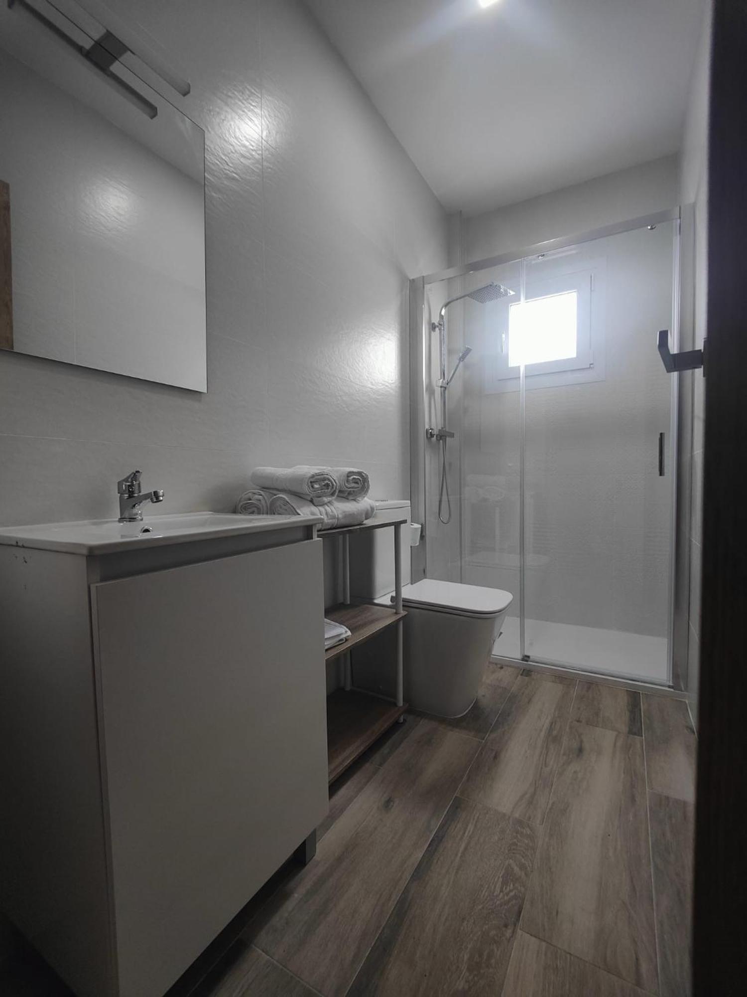 Apartment - M A N U E L A *